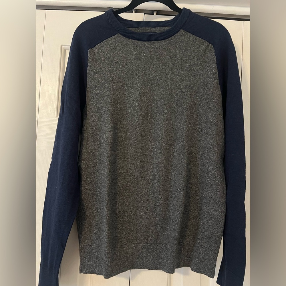 Rye Men's Charcoal and Navy Crewneck Sweater